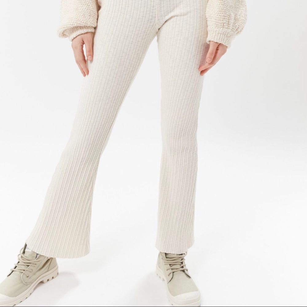 Urban Outfitters High Waisted Pants - Picture 2 of 3